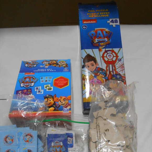 LOT 2 PAW PATROL 48 PC FOIL PUZZLE & 3-IN-1 24 PC PUZZLE & DOMINOES GAME AGES 4+ - Picture 8 of 9